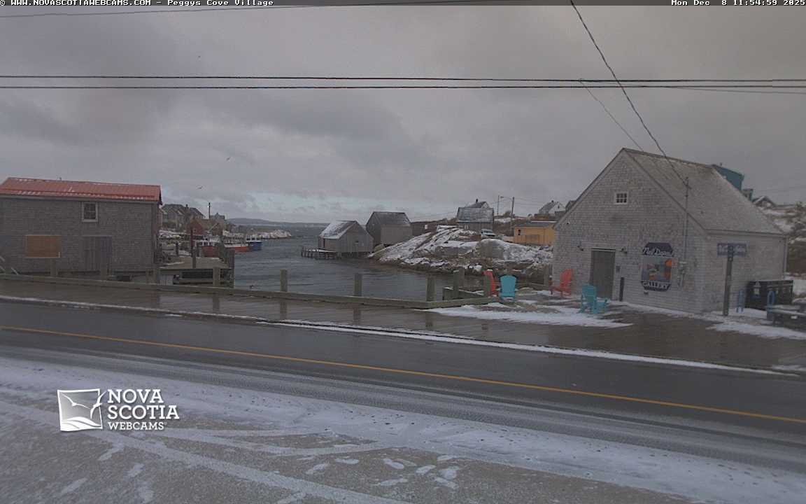 Nova Scotia cams Peggys Cove Village Tom’s Lobster Shack, Peggys